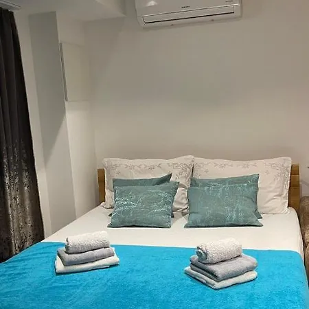New Concept - 7 Minutes From The Pyramids - Center Apartmán