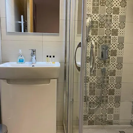 Apartament New Concept - 7 Minutes From The Pyramids - Center Visoko