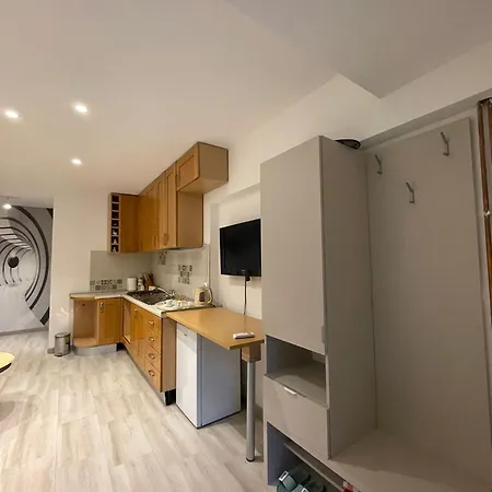 Apartman New Concept - 7 Minutes From The Pyramids - Center *